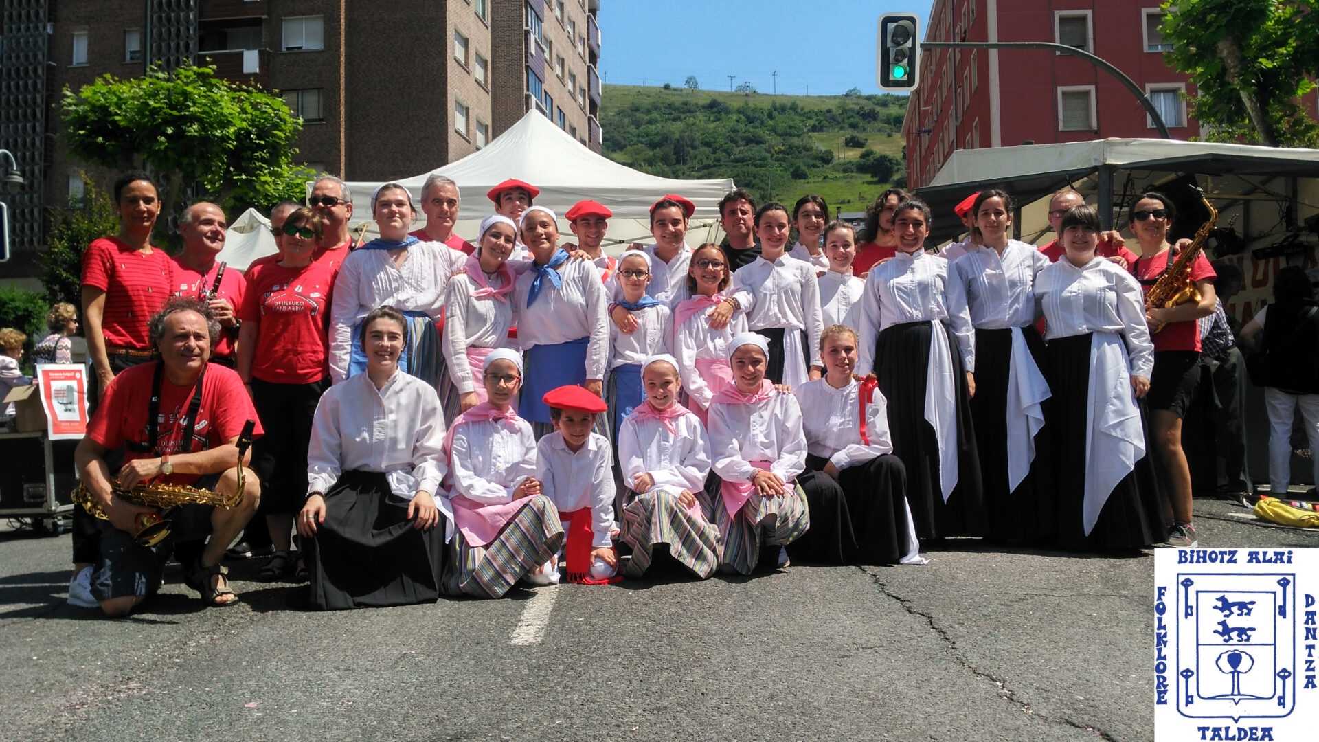 Argazkia BIHOTZ ALAI FOLKLORE TALDEA
